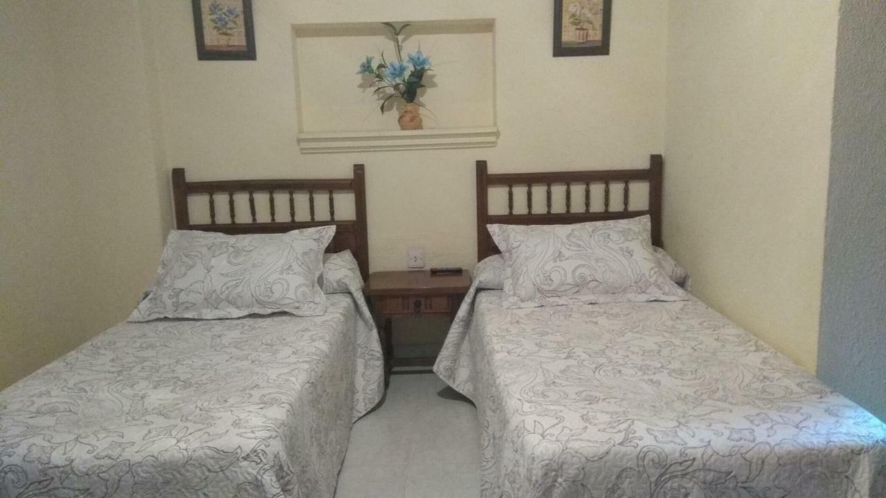 Hostal Alameda Mérida Extérieur photo